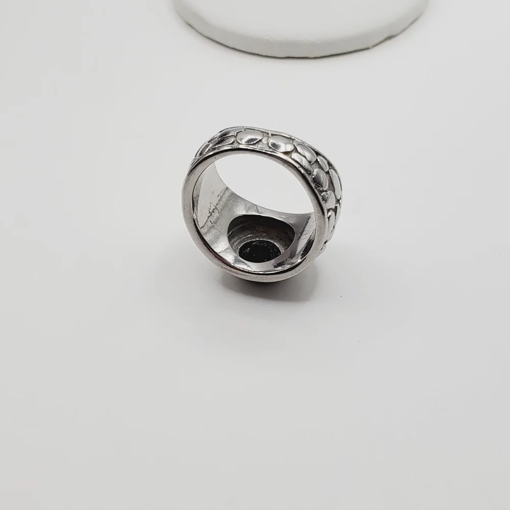 Onyx Ring
